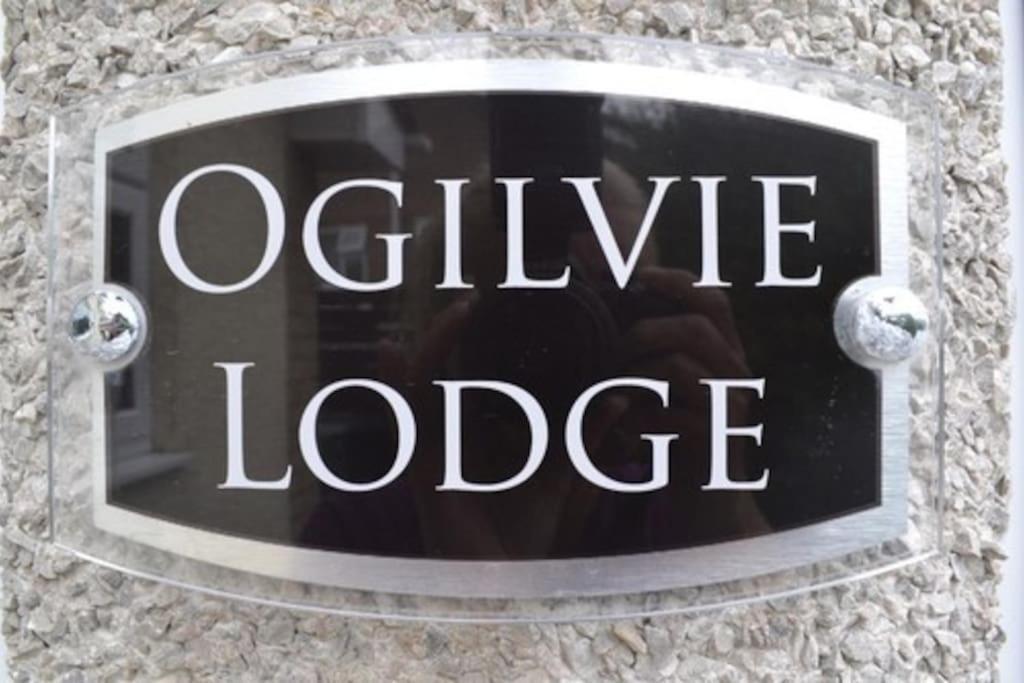 Ogilvie Lodge Llandudno Junction Dış mekan fotoğraf