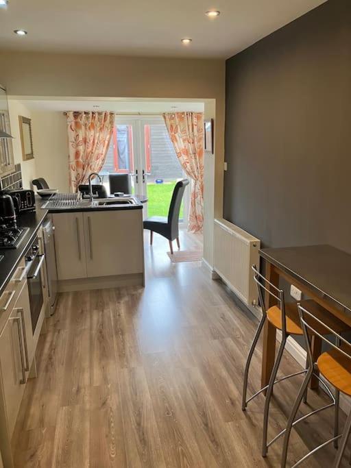 Ogilvie Lodge Llandudno Junction Dış mekan fotoğraf